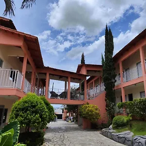 https://pousada-4estacoes.caldasnovashotels.com